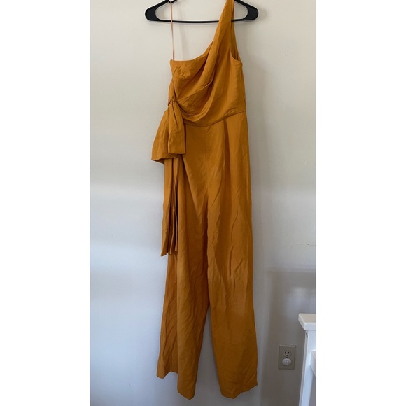 Show Them the Shoulder Jumpsuit size Small - Picture 6 of 11